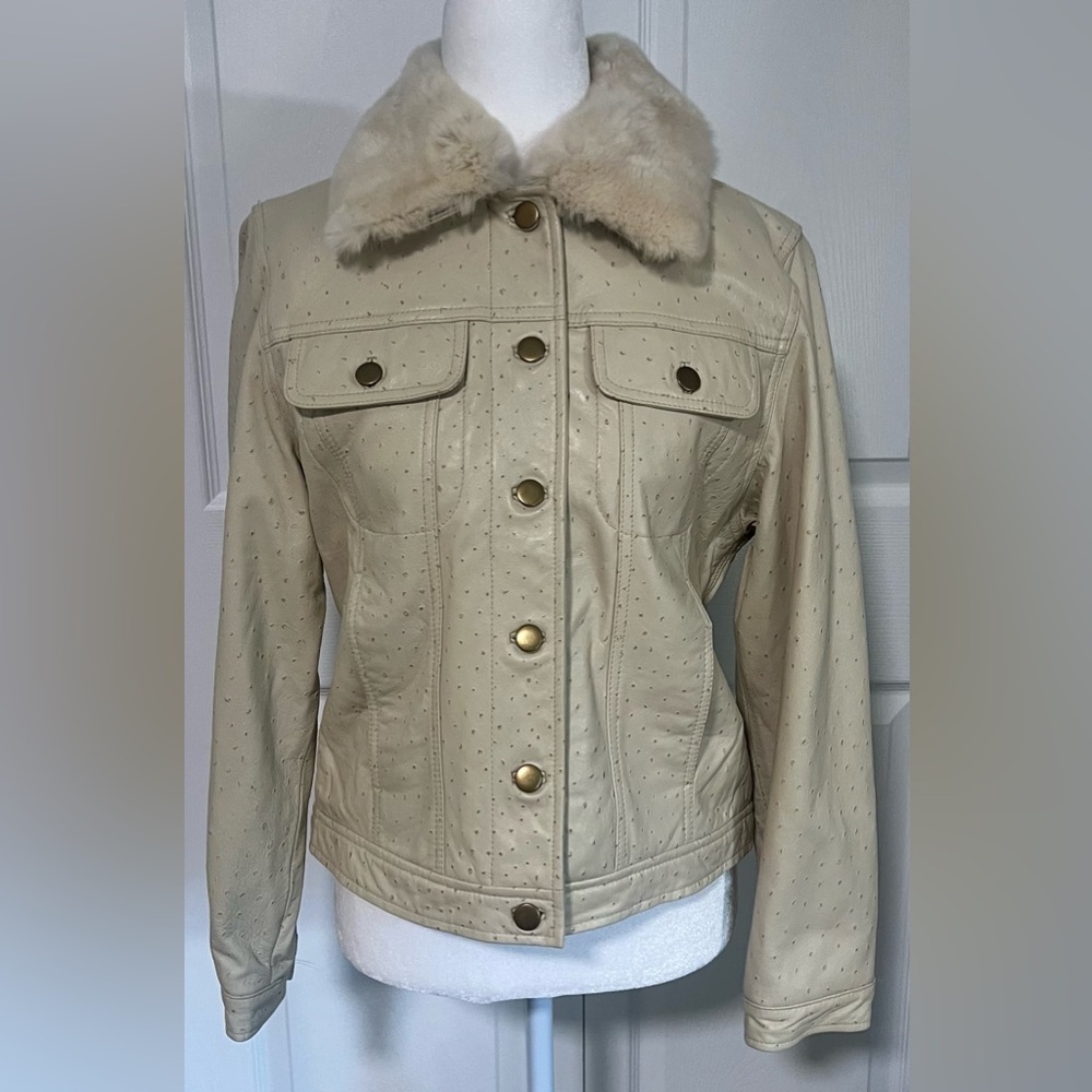 Natural North Genuine Leather Button Up Jacket With Faux Fur Collar